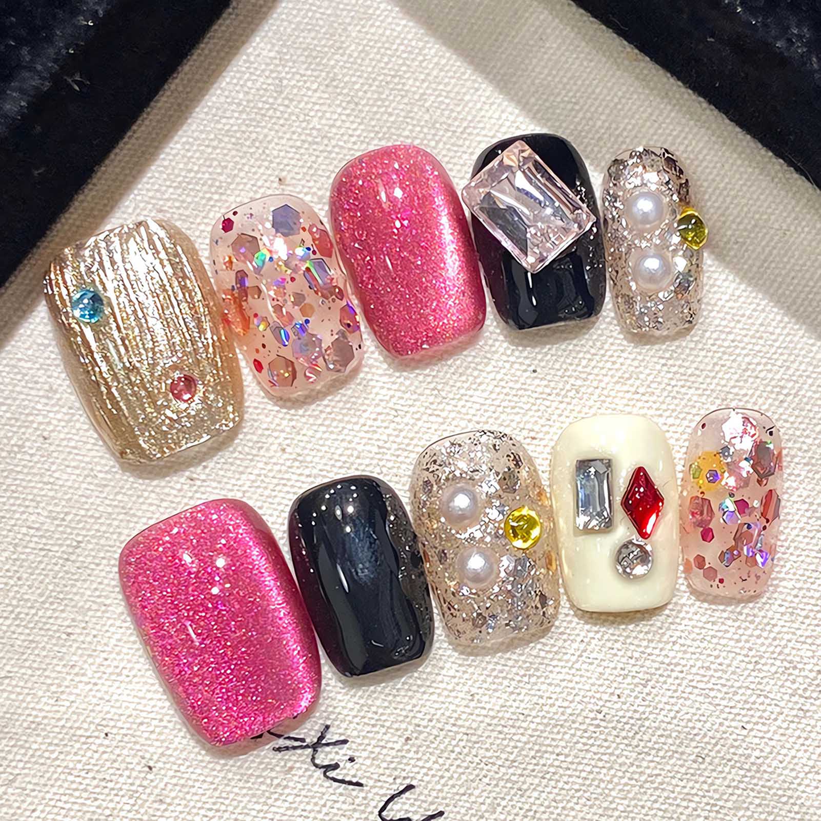 Handmade Press on Nails Glitte - Nail Art Eye Cat review and price